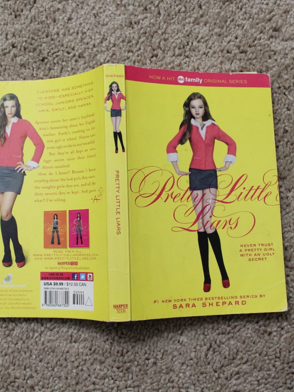 Pretty Little Liars ( Book 1 ) - Paperback - GOOD Novel